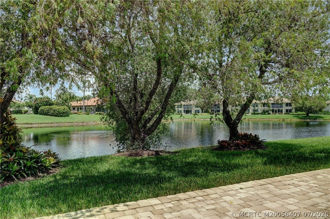 4478 SW Fenwick Lane
