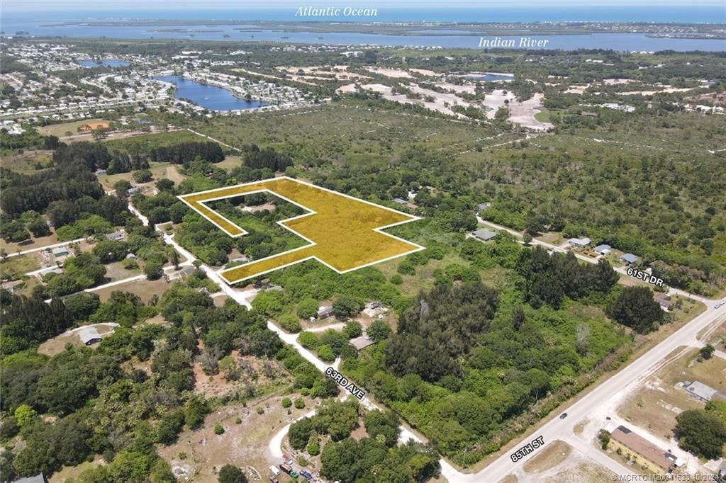 Photo of 8624 63rd Avenue, Vero Beach, FL 32967 (MLS # M20041523)