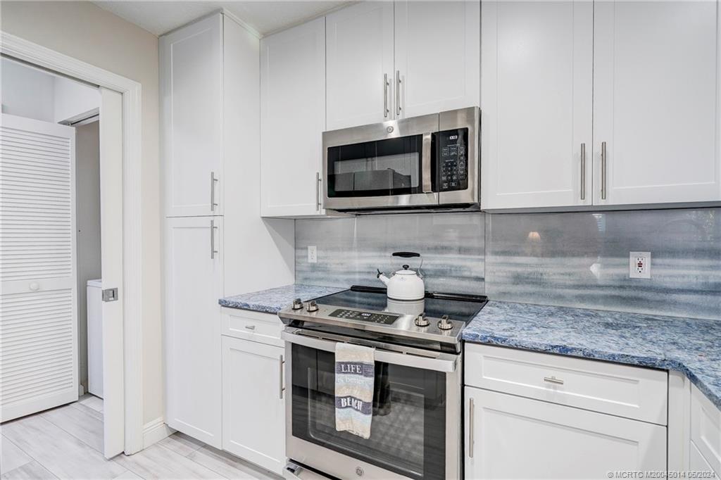 Stuart, Florida 34996, United States, 2 Bedrooms Bedrooms, ,2 BathroomsBathrooms,Residential,Active,57440