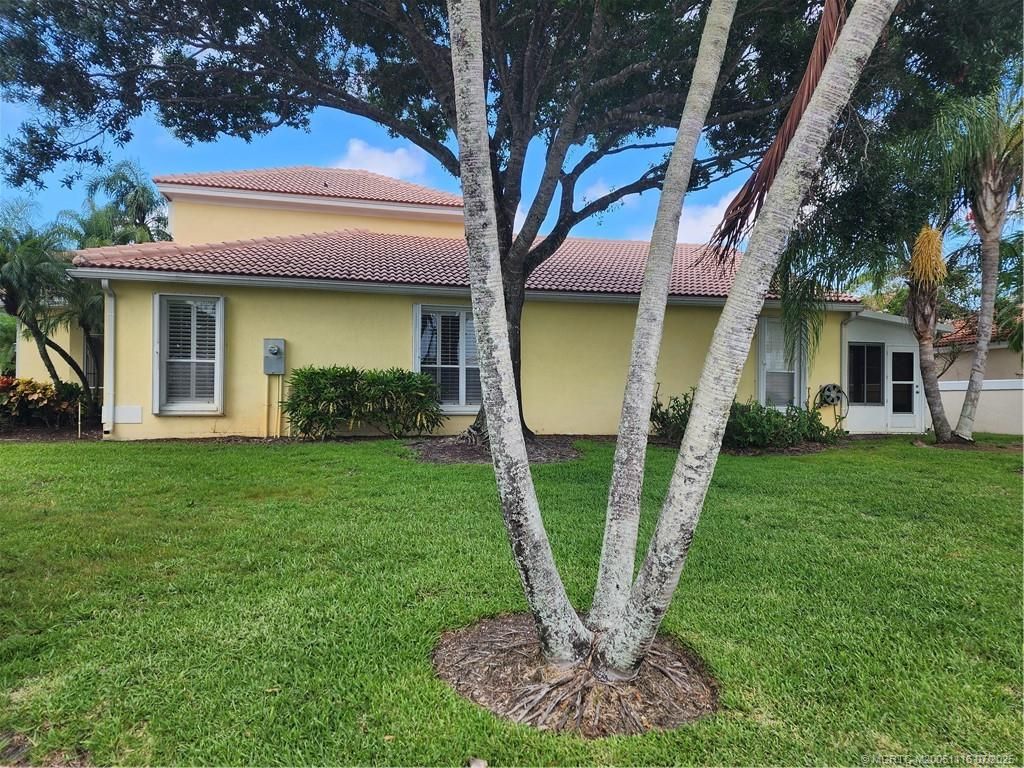 Photo of 2132 SW Augusta Trace, Palm City, FL 34990 (MLS # M20051116)
