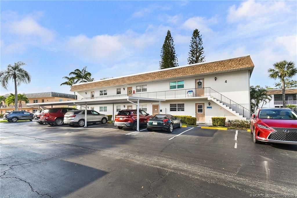 Photo of 2950 SE Ocean Boulevard #4-4, Stuart, FL 34996 (MLS # M20049201)