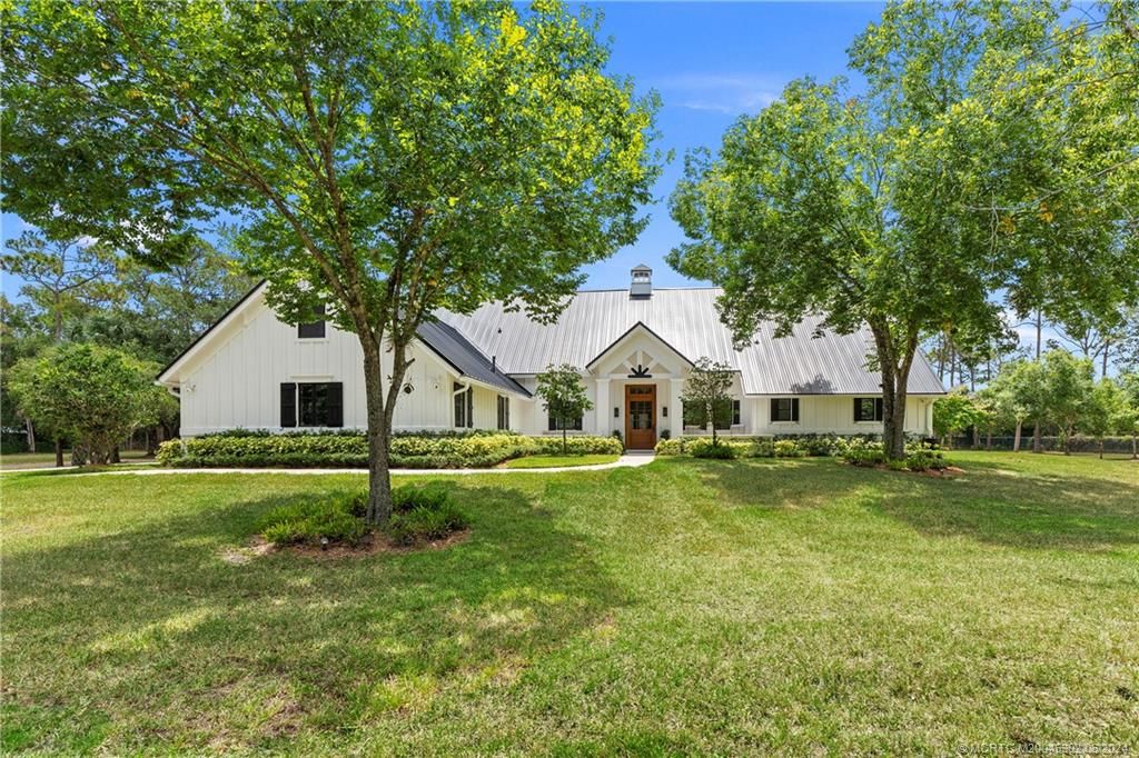 Photo of 4151 SW 42nd Avenue, Palm City, FL 34990 (MLS # M20045302)