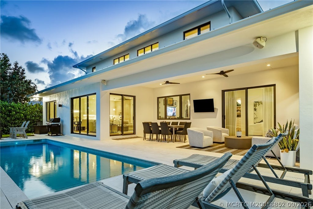 Photo of 10742 SE Burgee Court, Hobe Sound, FL 33455 (MLS # M20056852)