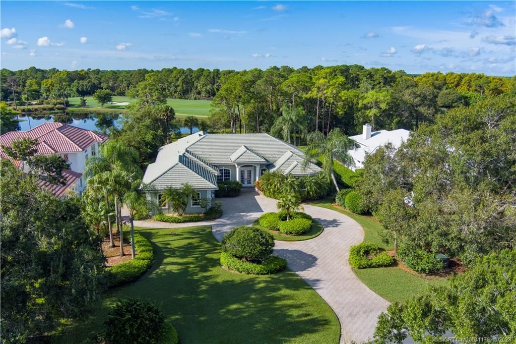 Photo of 1717 SW Thornberry Circle, Palm City, FL 34990 (MLS # M20041178)