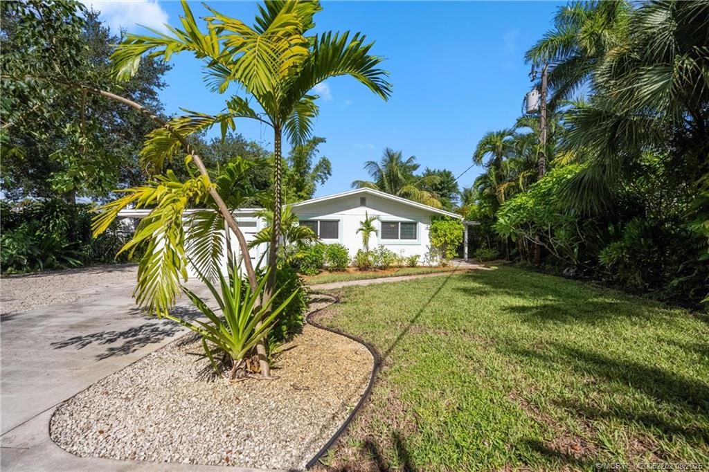 Photo of 1408 SW Palm City Road, Stuart, FL 34994 (MLS # M20052202)