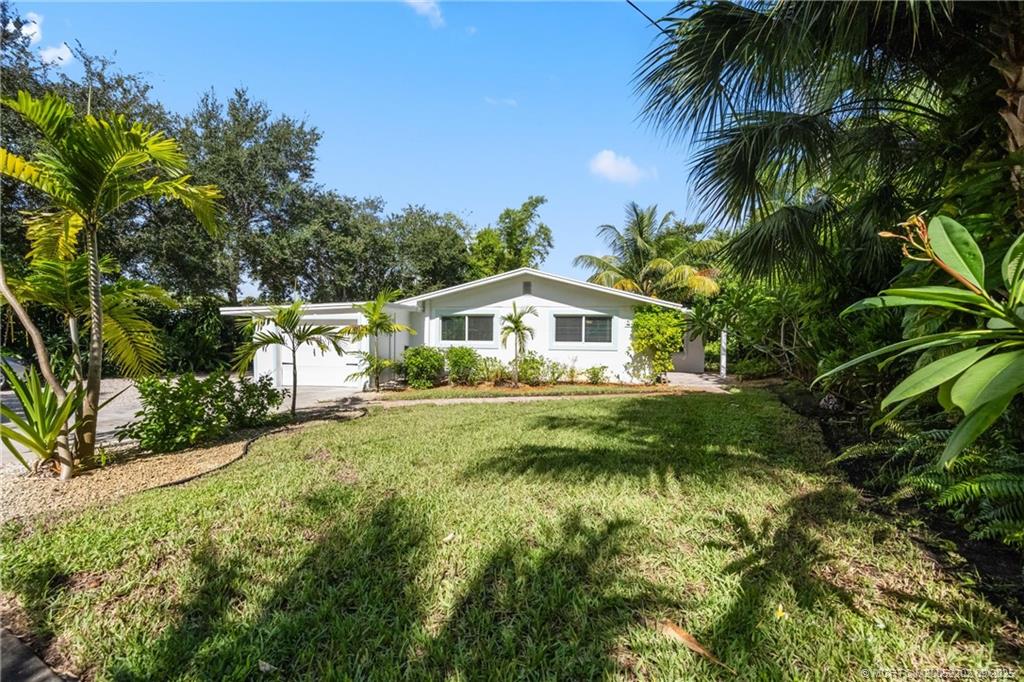 Photo of 1408 SW Palm City Road, Stuart, FL 34994 (MLS # M20052202)