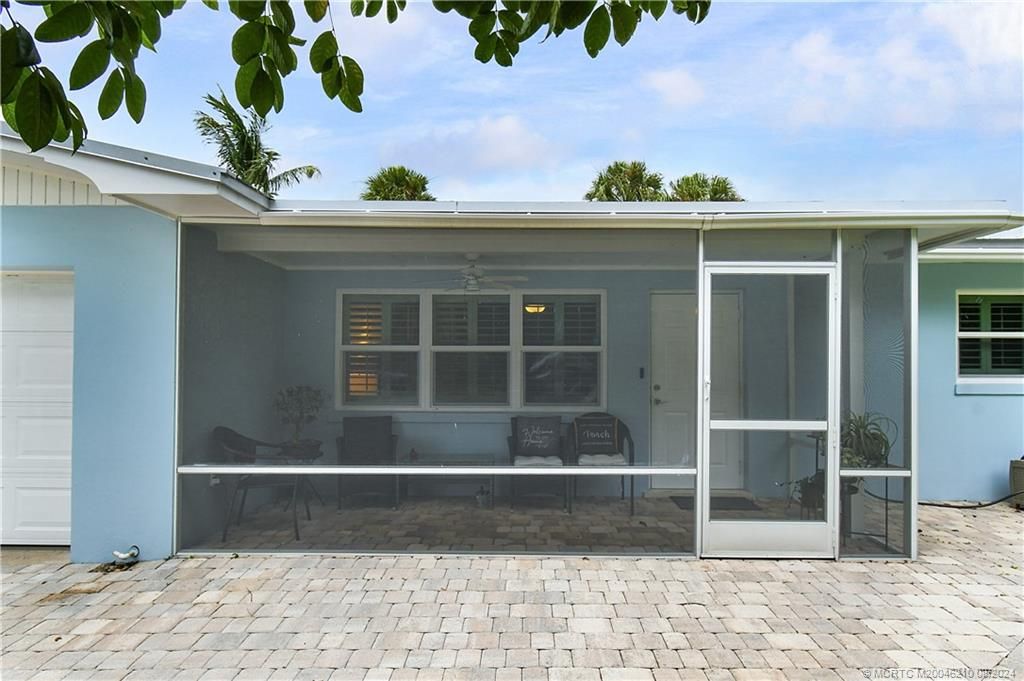 Photo of 4572 NE Lorraine Circle, Jensen Beach, FL 34957 (MLS # M20046210)