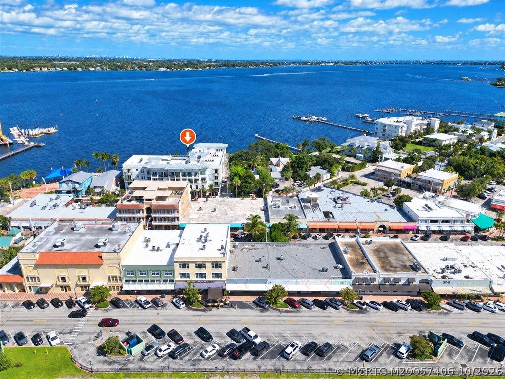 Photo of 41 SW Seminole Street #Apt 404, Stuart, FL 34994 (MLS # M20057406)