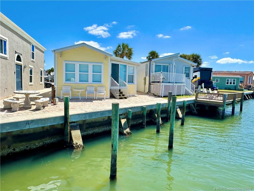 Photo of 157 Nettles Boulevard, Jensen Beach, FL 34957 (MLS # M20043429)