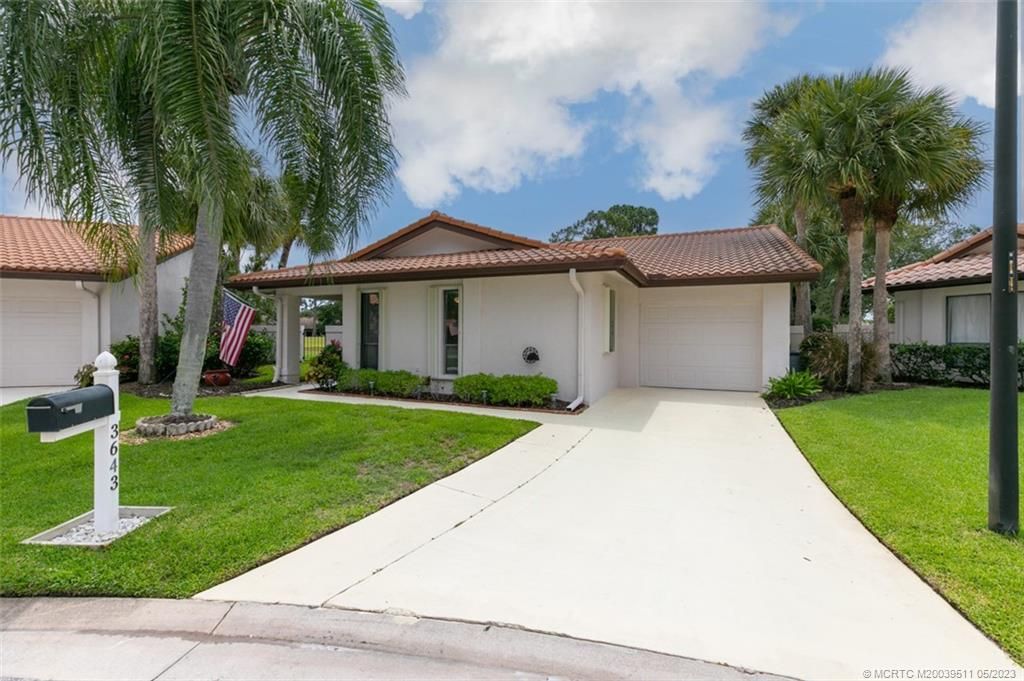 Photo of 3643 SW Pheasant Run, Palm City, FL 34990 (MLS # M20039511)