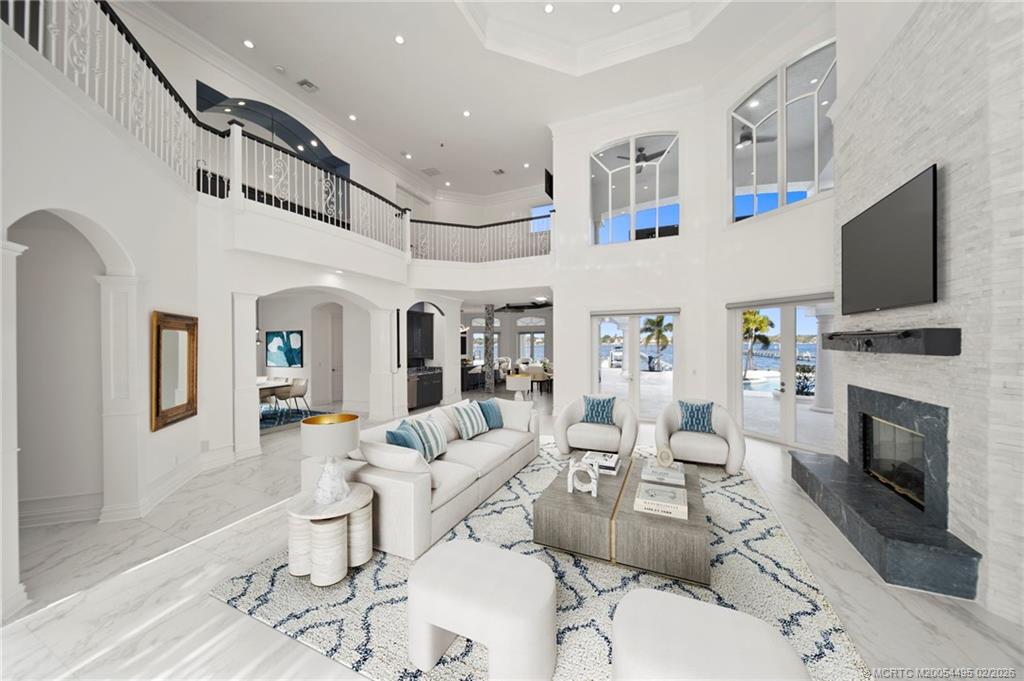 1735 SE Saint Lucie Boulevard