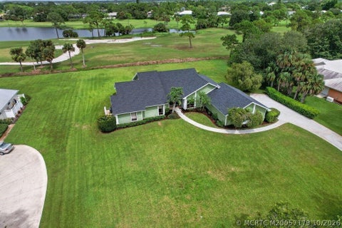 Photo of 4125 SW Bimini Circle S, Palm City, FL 34990 (MLS # M20057179)