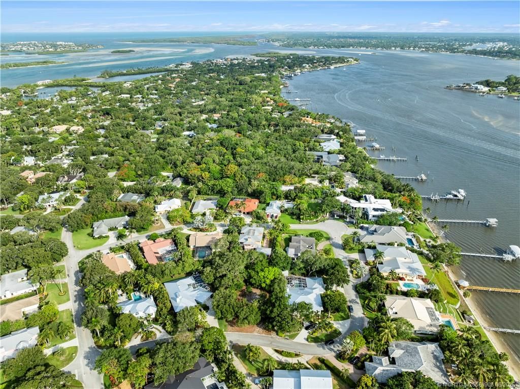 Photo of 27 Rio Vista Drive, Stuart, FL 34996 (MLS # M20050903)