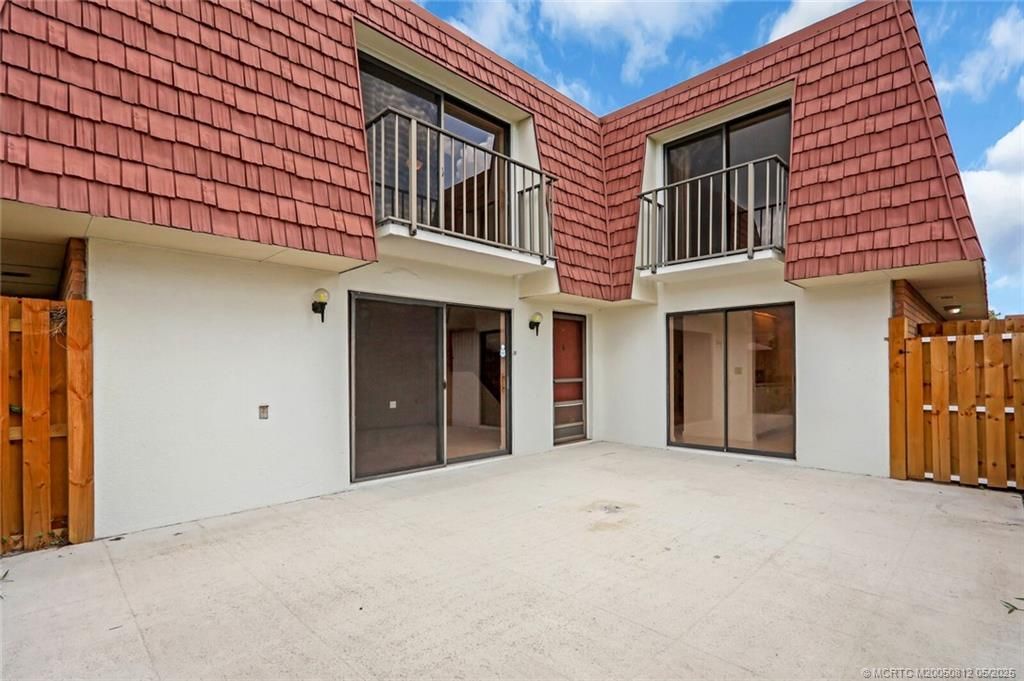 Photo of 3591 SW Sunset Trace Circle, Palm City, FL 34990 (MLS # M20050812)