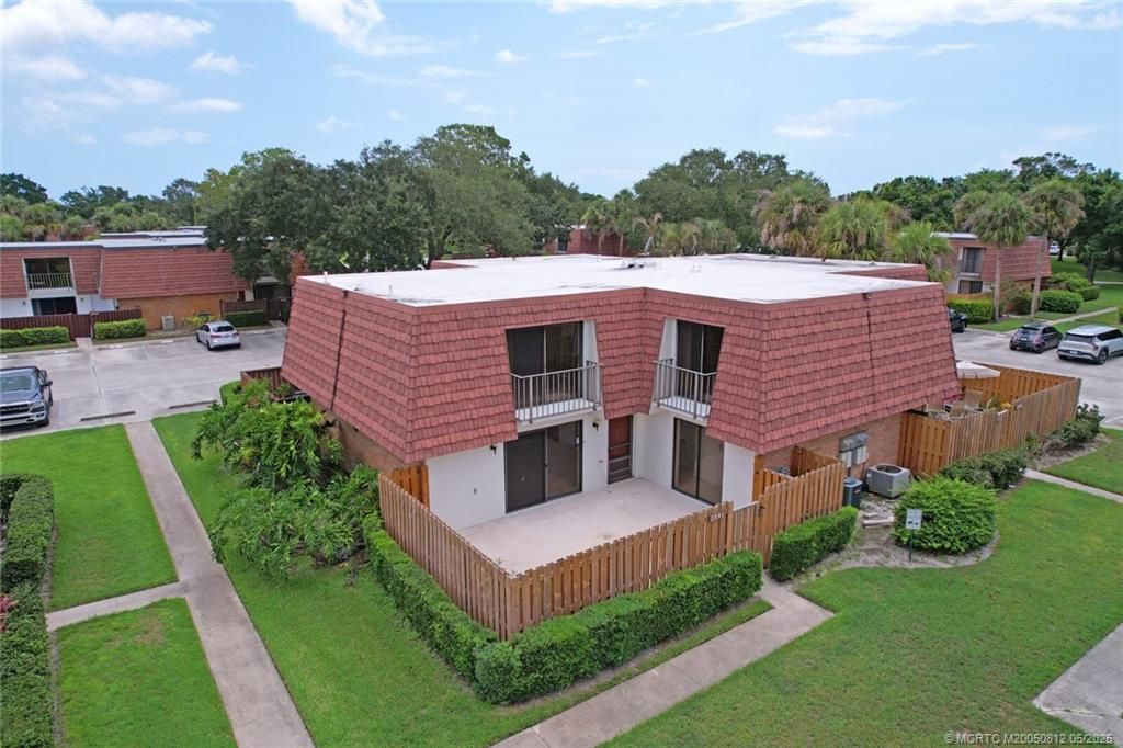 Photo of 3591 SW Sunset Trace Circle, Palm City, FL 34990 (MLS # M20050812)