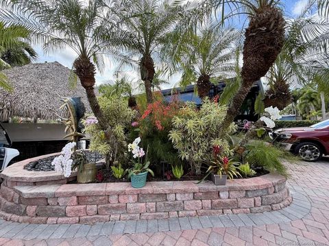 426 NW Chipshot Lane Port Saint Lucie FL 34986