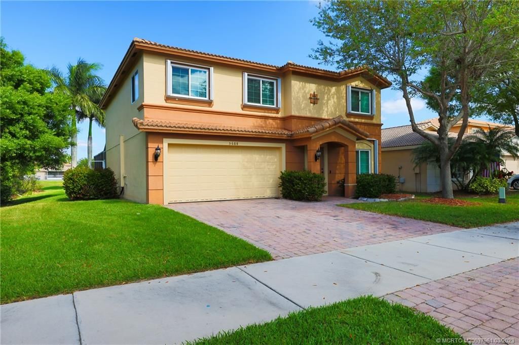 Photo of 5688 SE Graham Drive, Stuart, FL 34997 (MLS # M20037961)