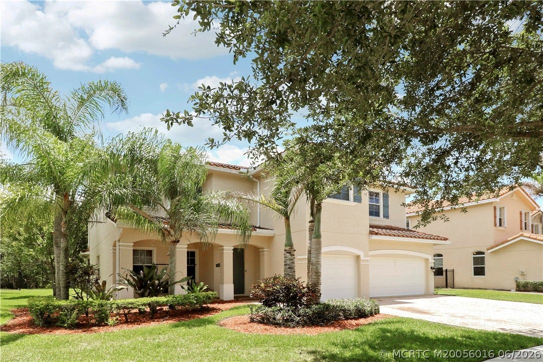 5413 SW Honeysuckle Court