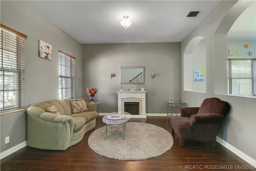 5413 SW Honeysuckle Court