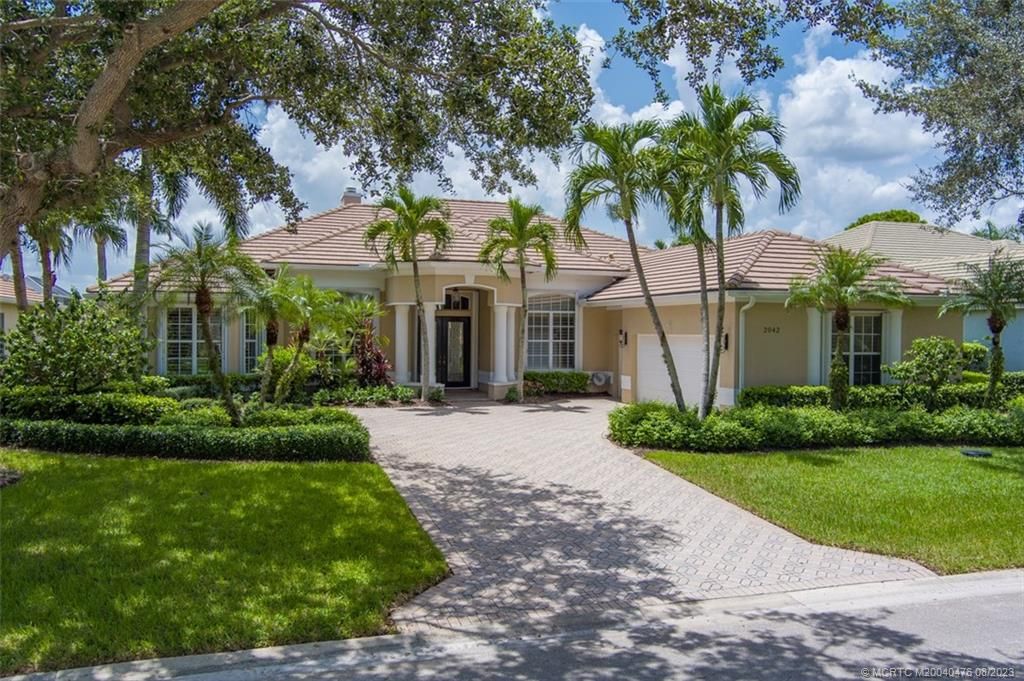 Photo of 2042 SW Bradford Place, Palm City, FL 34990 (MLS # M20040476)