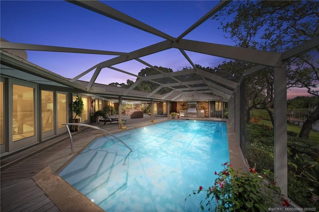 Photo of 4721 SW Thistle Terrace, Palm City, FL 34990 (MLS # M20035958)