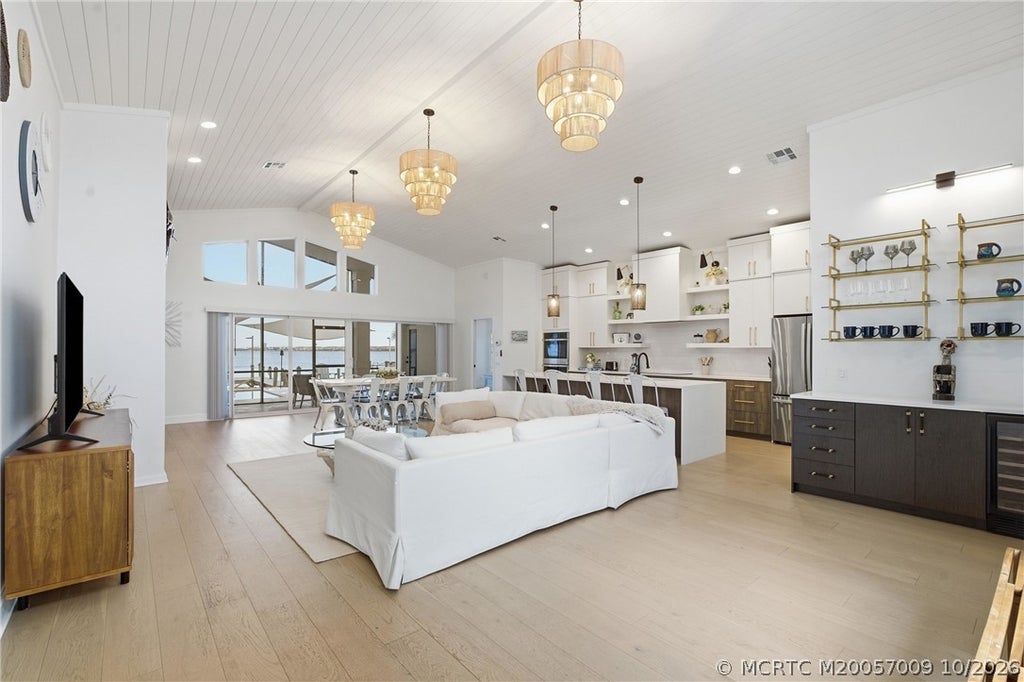 Photo of 1705 Bayshore Drive, Fort Pierce, FL 34949 (MLS # M20057009)