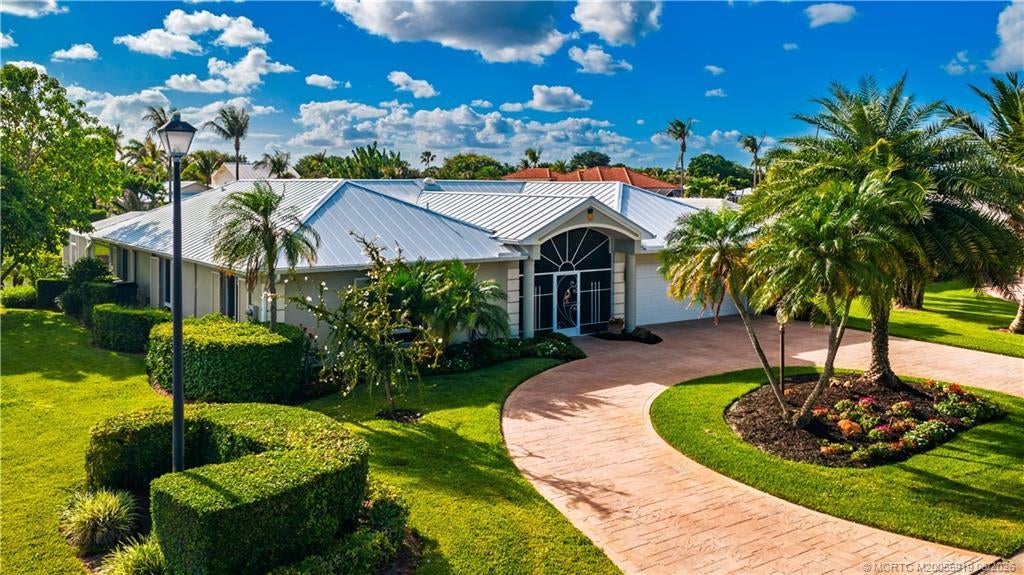Photo of 3554 SE Fairway East, Stuart, FL 34997 (MLS # M20055919)