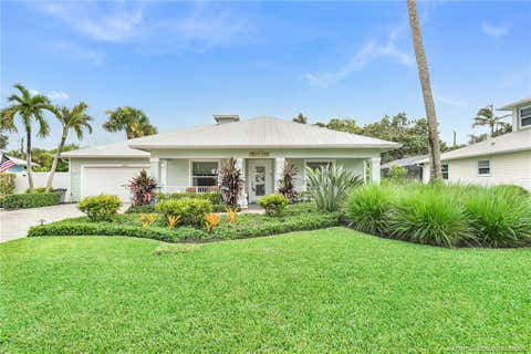 Photo of 4586 SE Manatee Terrace, Stuart, FL 34997 (MLS # M20056399)