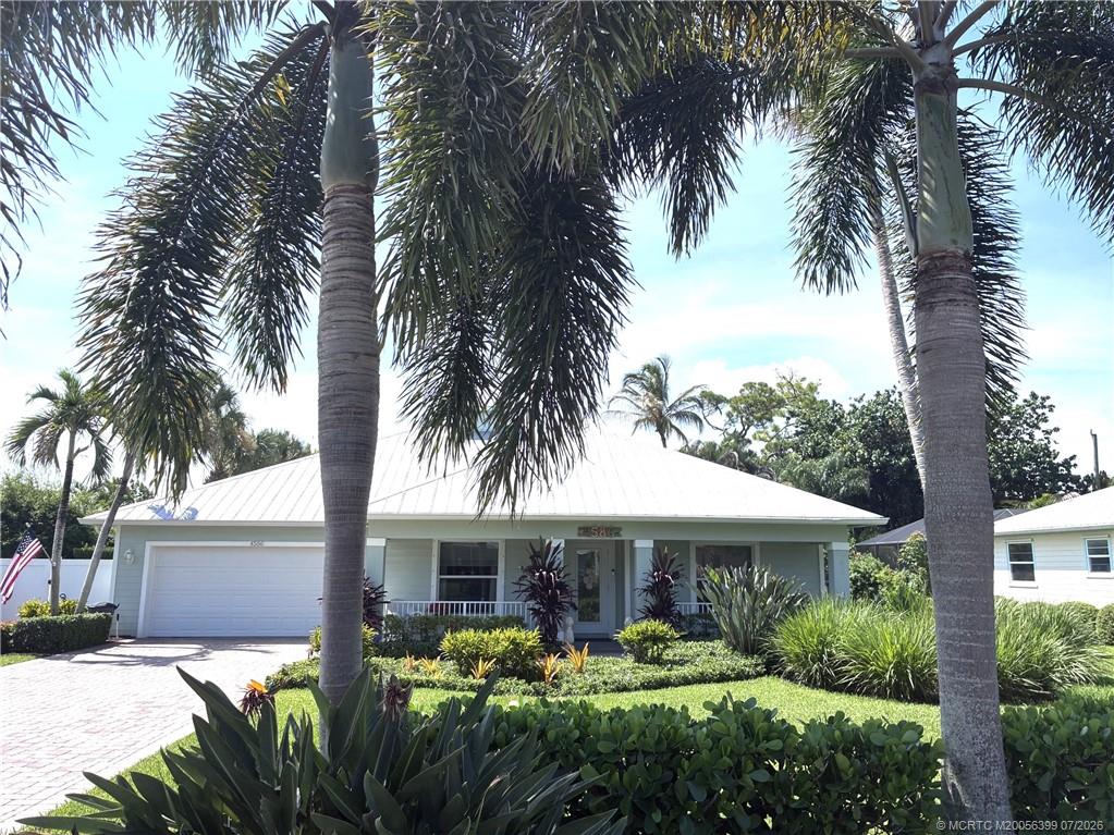 Photo of 4586 SE Manatee Terrace, Stuart, FL 34997 (MLS # M20056399)