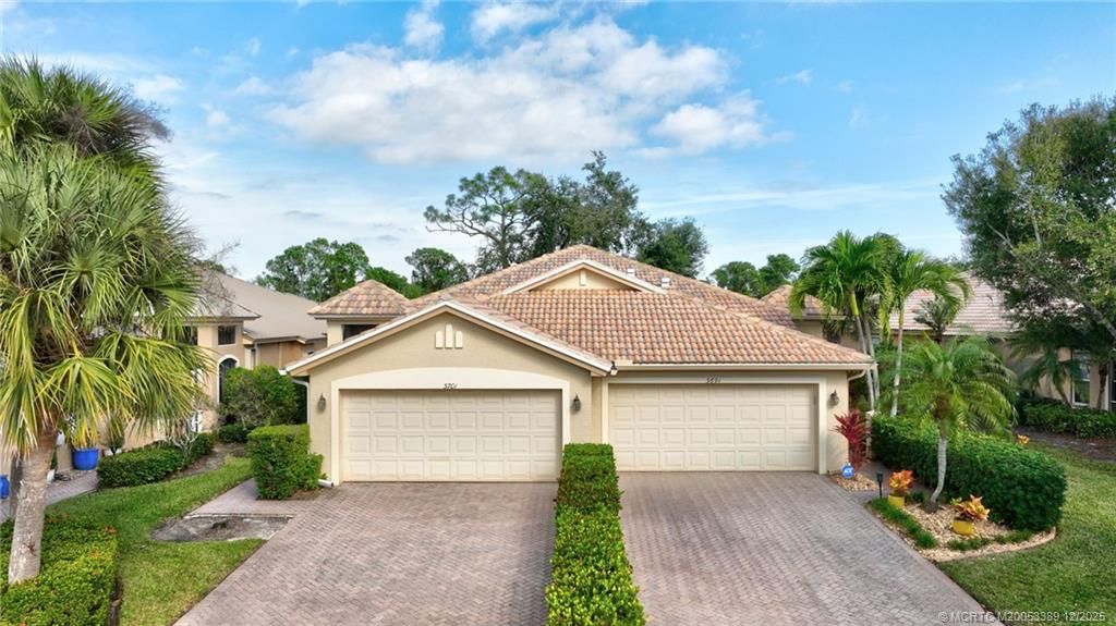 Photo of 3701 NW Willow Creek Drive, Jensen Beach, FL 34957 (MLS # M20053389)