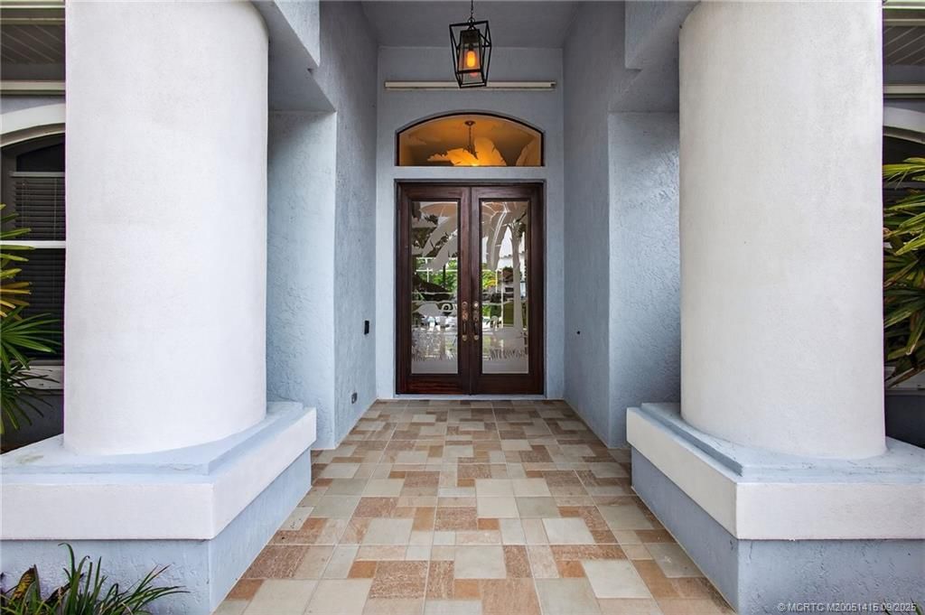 Photo of 4821 SW Lake Grove Circle, Palm City, FL 34990 (MLS # M20051415)