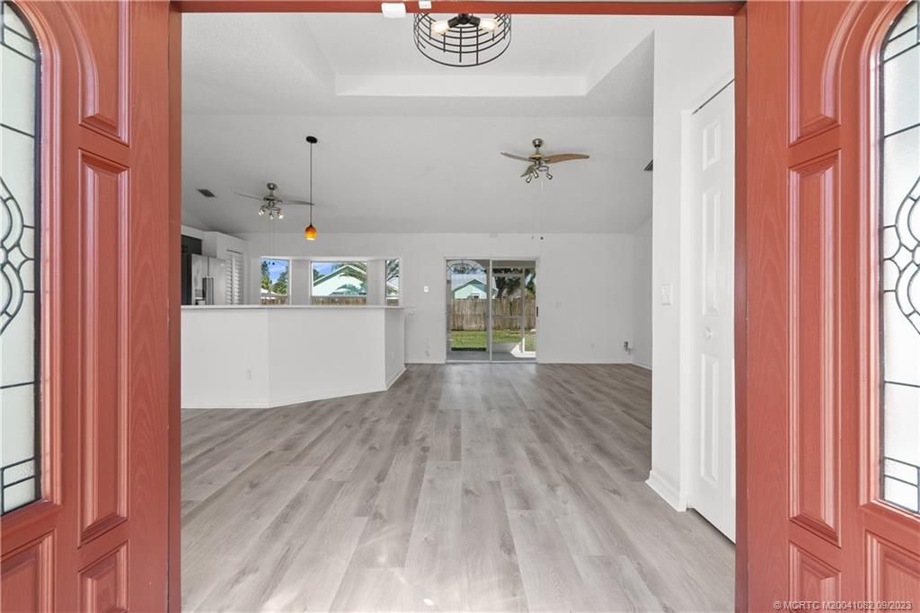 Photo of 463 SW Dalton Circle, Port Saint Lucie, FL 34953 (MLS # M20041082)