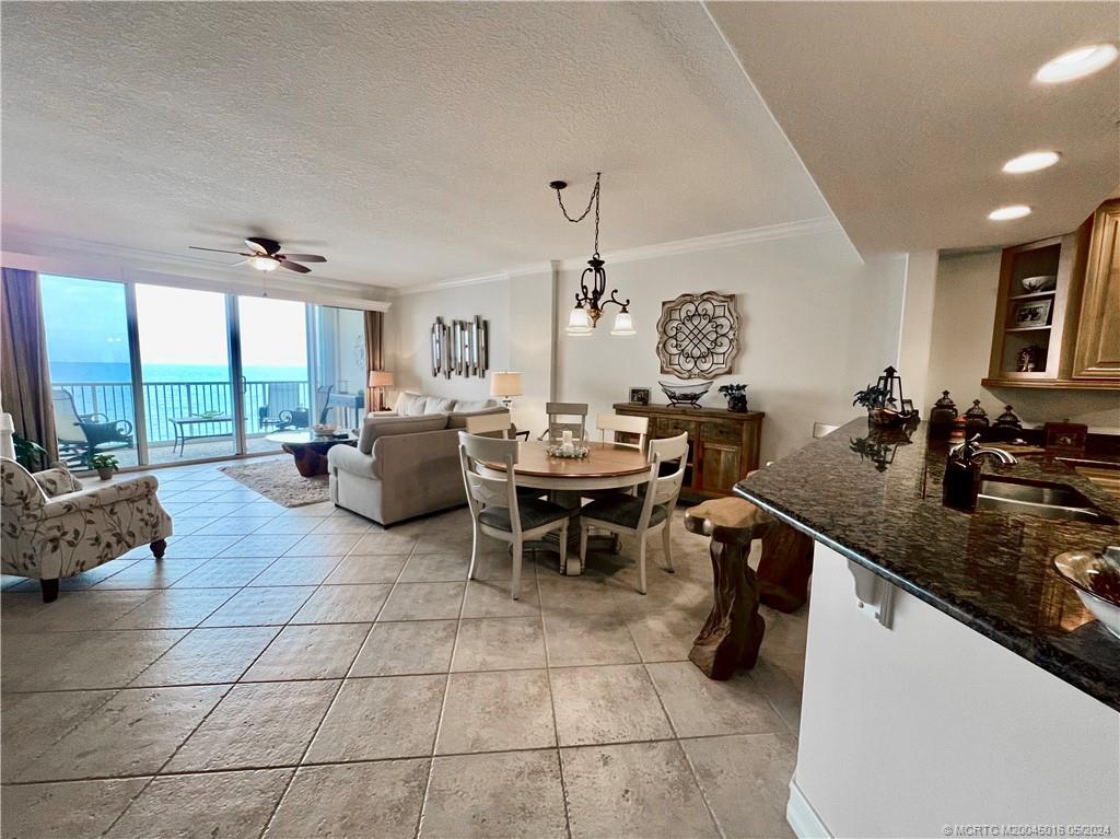 4160 N Highway A1a 704A