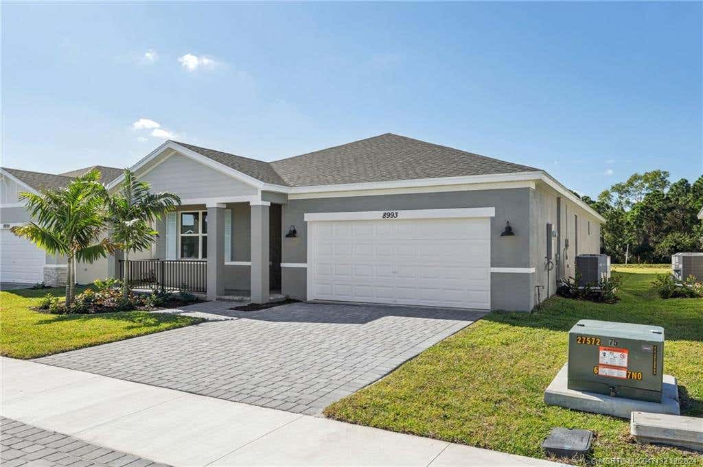 Photo of 8993 Dahlia Circle, Port Saint Lucie, FL 34986 (MLS # M20047132)