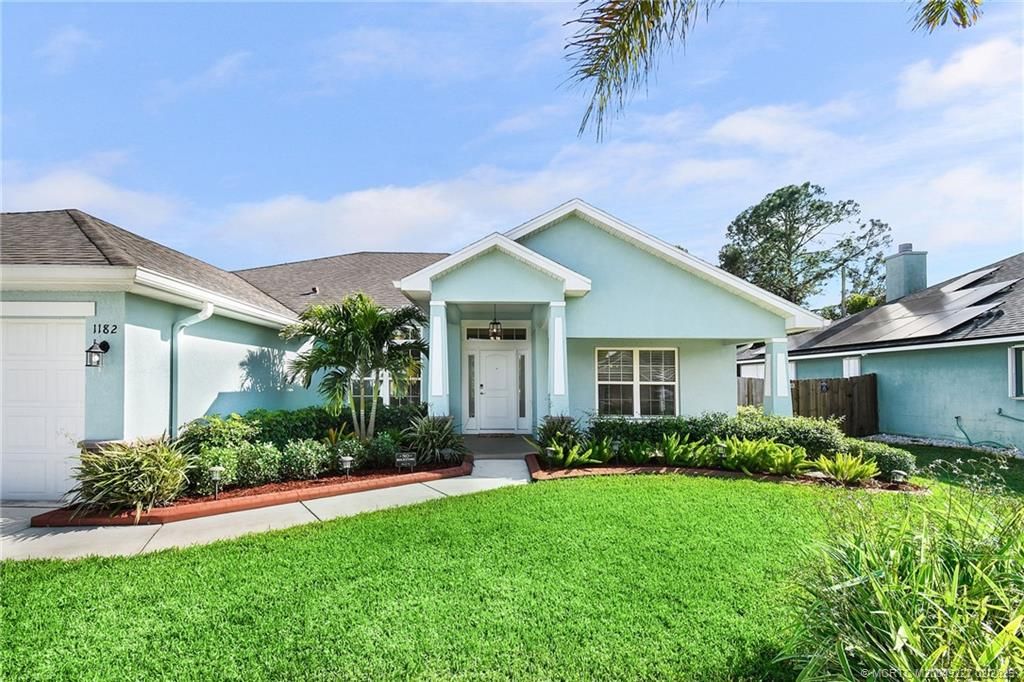 Photo of 1182 SW Hamrock Avenue, Port Saint Lucie, FL 34953 (MLS # M20049227)