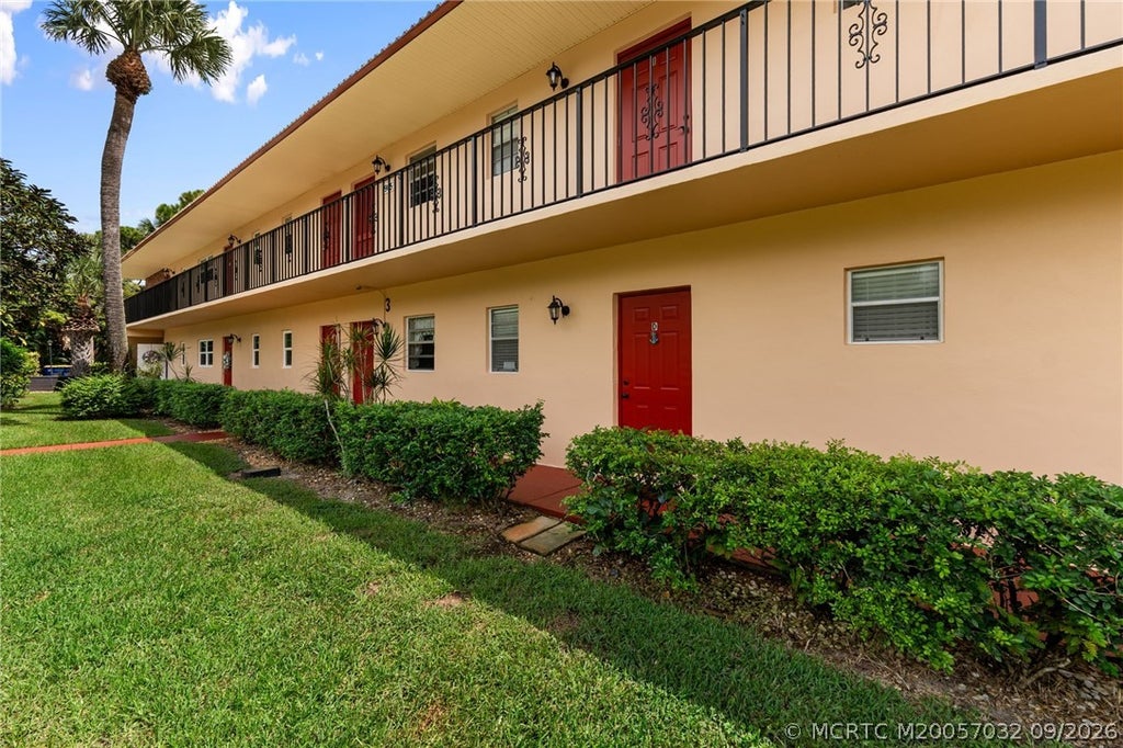 Photo of 1905 SW Palm City Road #3D, Stuart, FL 34994 (MLS # M20057032)