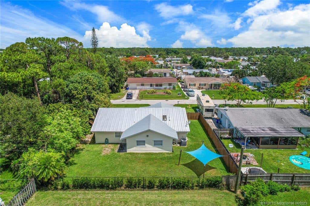 Photo of 1780 SE Madison Street, Stuart, FL 34997 (MLS # M20039768)