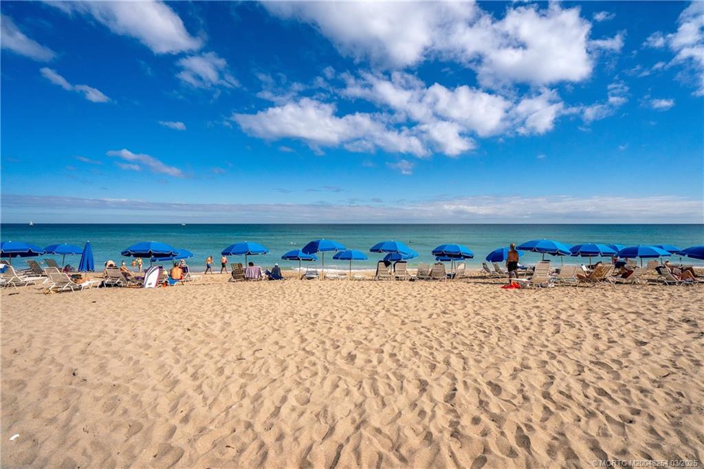 Stuart, Florida 34996, United States, 2 Bedrooms Bedrooms, ,2 BathroomsBathrooms,Residential,Active,23671