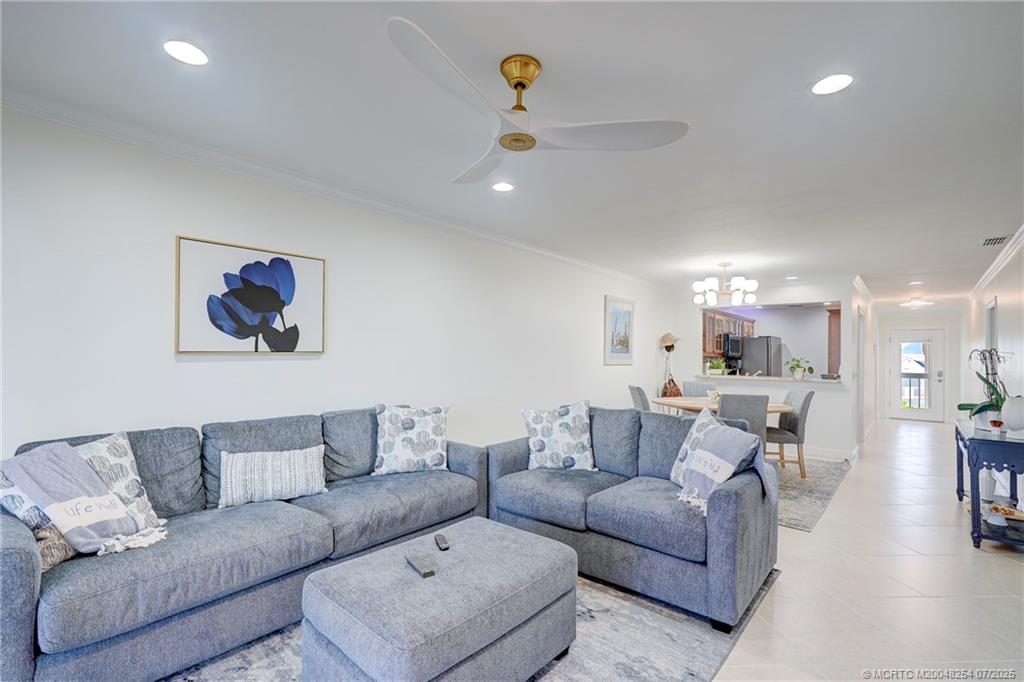 Stuart, Florida 34996, United States, 2 Bedrooms Bedrooms, ,2 BathroomsBathrooms,Residential,Active,23671