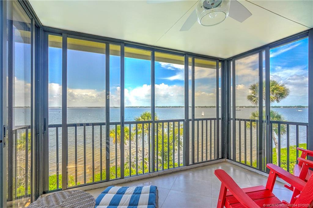 Stuart, Florida 34996, United States, 2 Bedrooms Bedrooms, ,2 BathroomsBathrooms,Residential,Active,23671