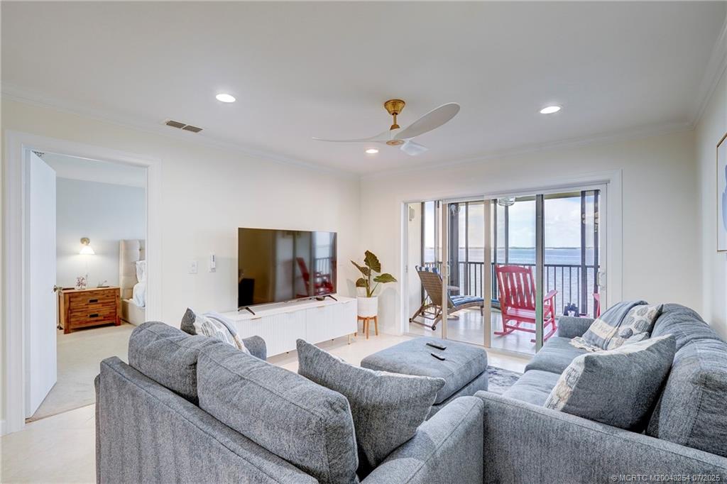 Stuart, Florida 34996, United States, 2 Bedrooms Bedrooms, ,2 BathroomsBathrooms,Residential,Active,23671