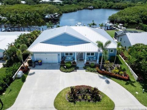 Photo of 562 SW Pine Tree Lane, Palm City, FL 34990 (MLS # M20051484)
