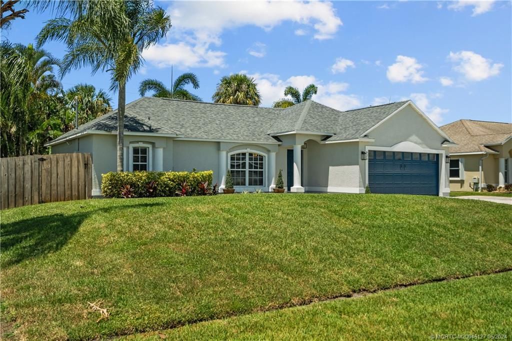 Photo of 625 SW Kayak Avenue, Port Saint Lucie, FL 34953 (MLS # M20045127)