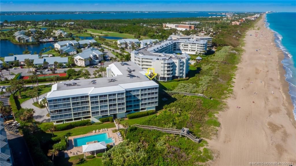 Photo of 529 NE Plantation Road #307, Stuart, FL 34996 (MLS # M20039241)