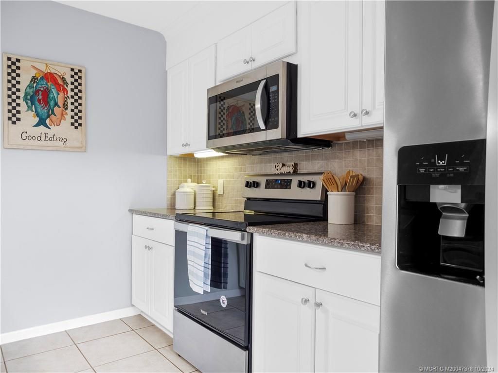 Photo of 3006 SW Sunset Trace Circle, Palm City, FL 34990 (MLS # M20047378)