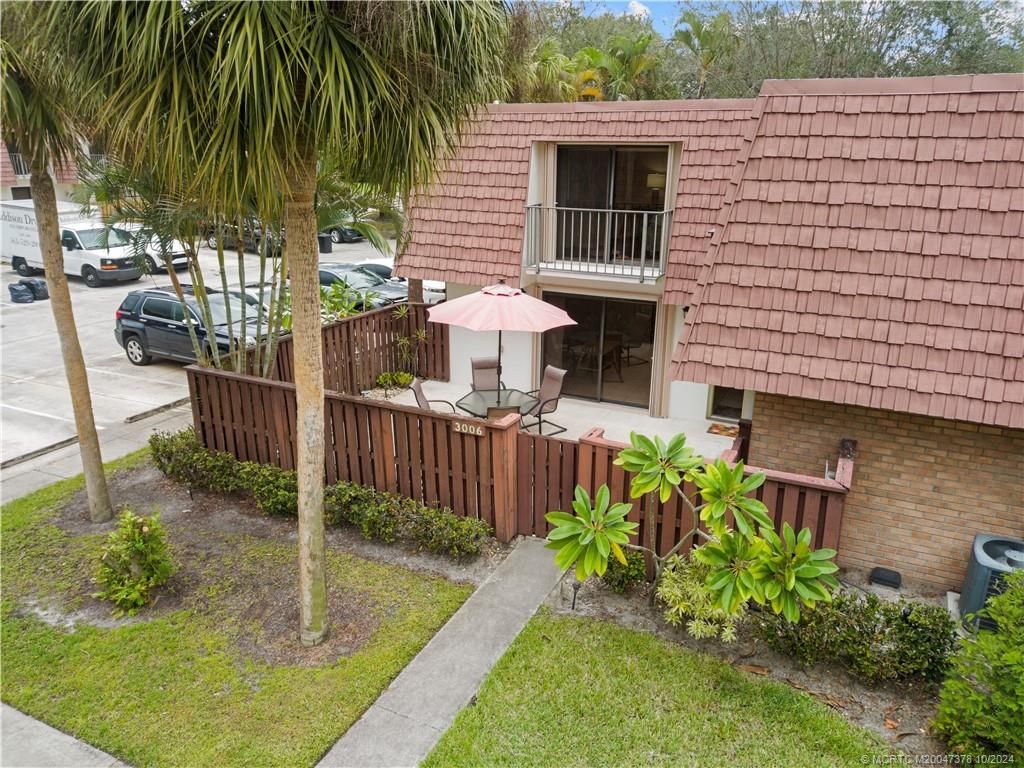 Photo of 3006 SW Sunset Trace Circle, Palm City, FL 34990 (MLS # M20047378)