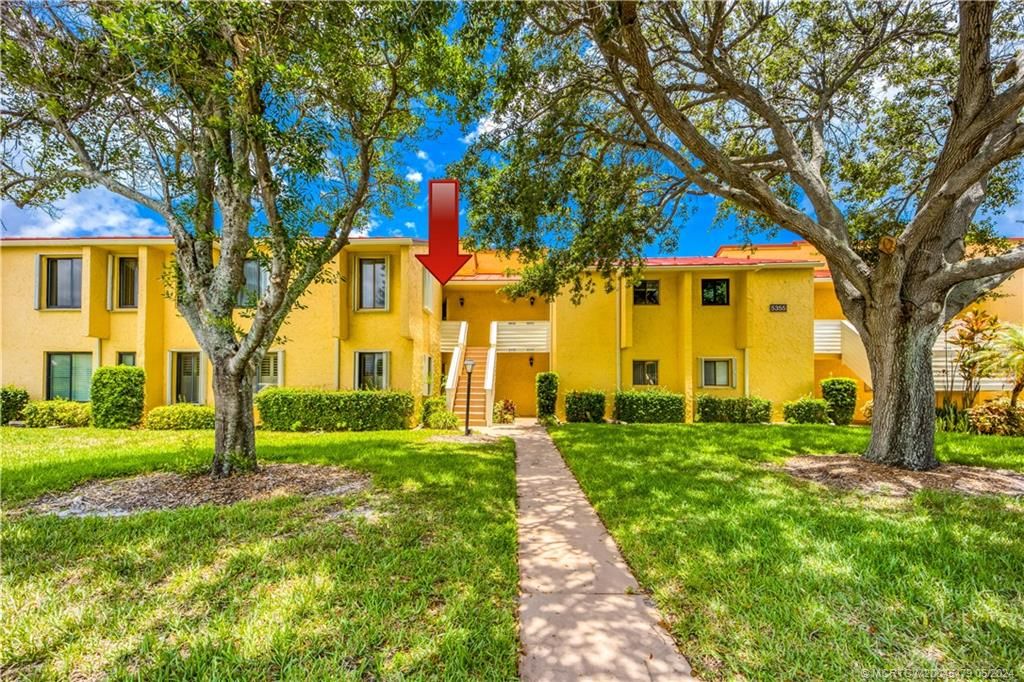 Photo of 5355 SE Miles Grant Road #E212, Stuart, FL 34997 (MLS # M20045479)