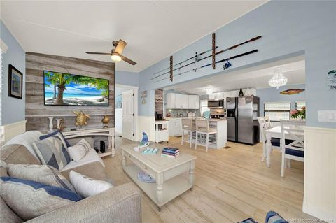 Mobile Home For Sale - 10851 S Ocean Drive #8<br/> Saint Lucie County, Jensen Beach, FL 34957