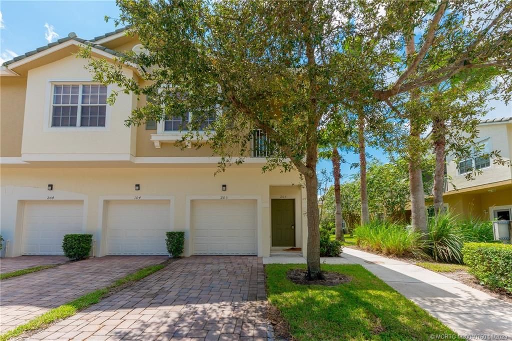 Photo of 1550 SE Sheffield Terrace #104, Stuart, FL 34994 (MLS # M20040750)