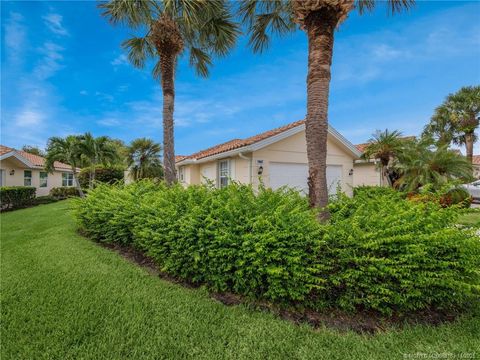 Photo of 7862 SE Spicewood Circle, Hobe Sound, FL 33455 (MLS # M20053153)